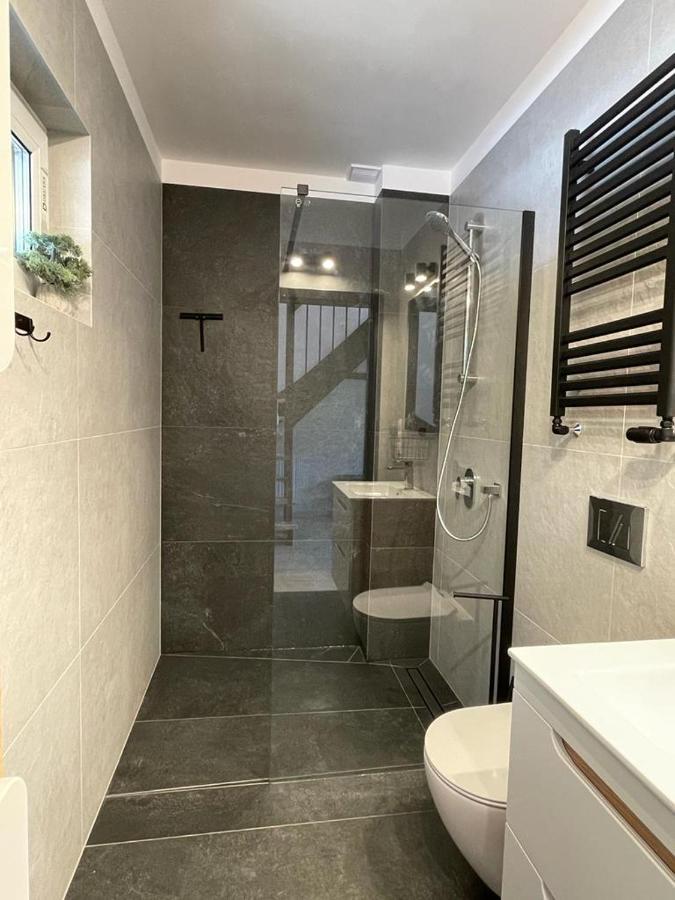 Apartamenty Przy Parku -150M Od Plazy Darlowko Kültér fotó