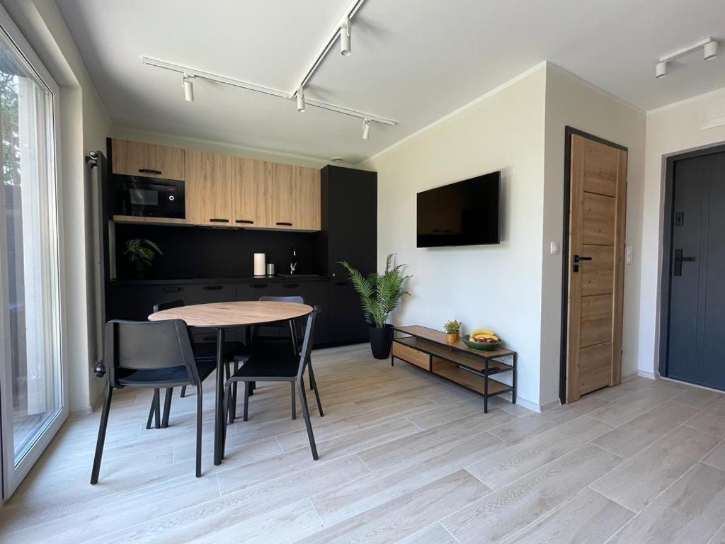 Apartamenty Przy Parku -150M Od Plazy Darlowko Kültér fotó