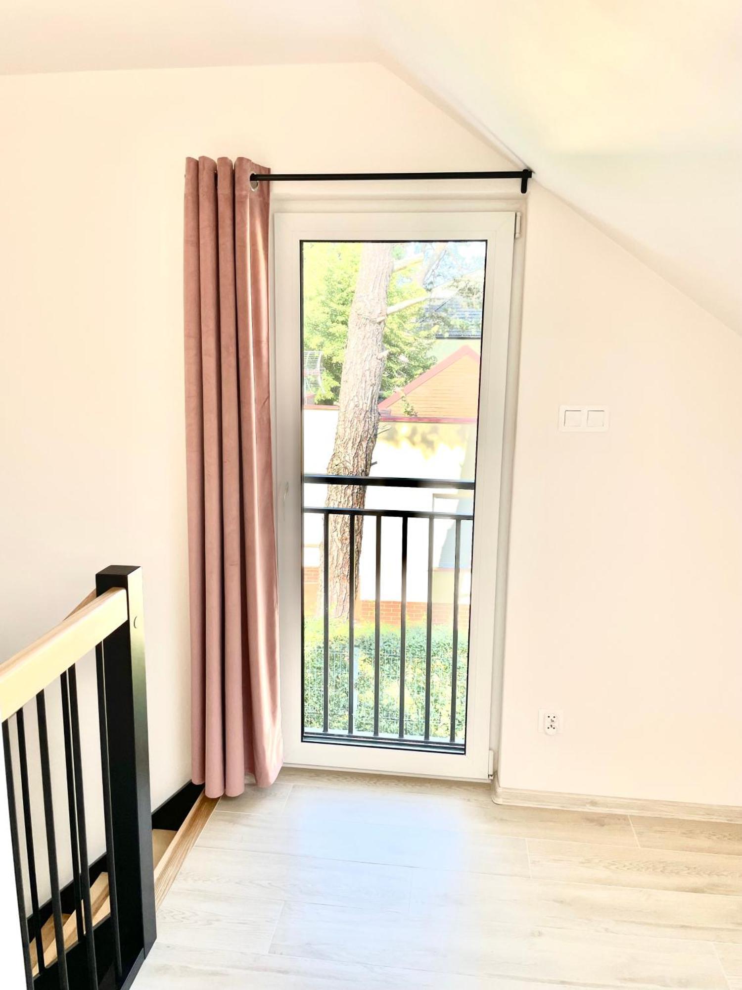 Apartamenty Przy Parku -150M Od Plazy Darlowko Kültér fotó
